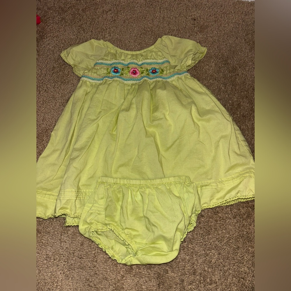 Green with flowers flowy shirt with matching green diaper cover for 6-9 months